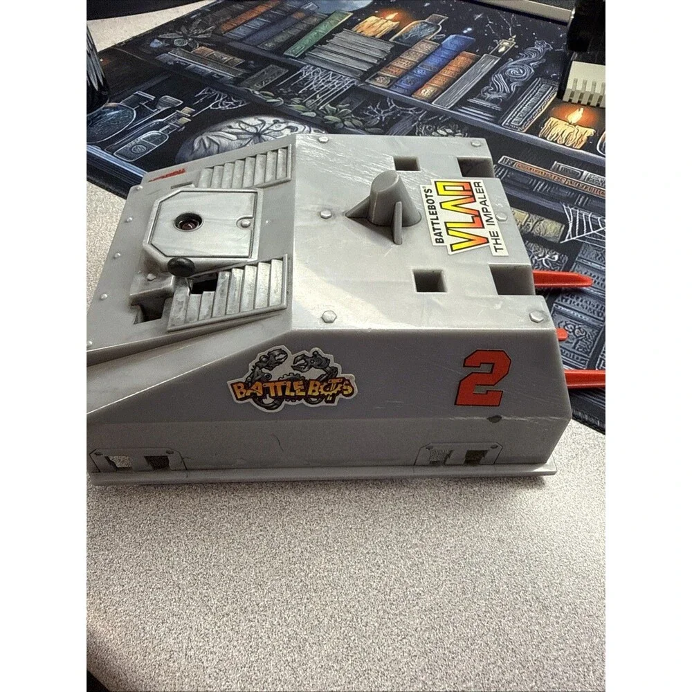 Vintage BattleBots Tiger Electronics Remote-Control Tank Vlad The Impaler